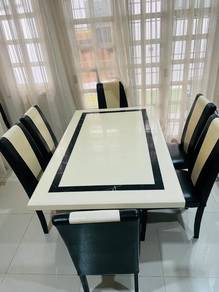 Marble 6 seater Dining table