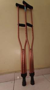 Crutches Adjustable – Condition 10/10