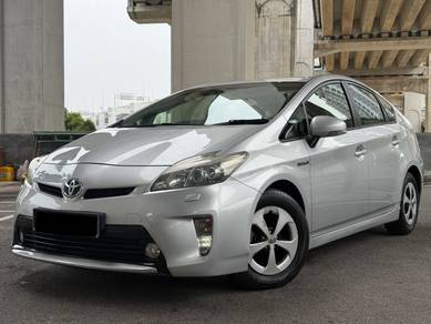 Toyota Prius LUXURY (HYBRID) in Cheras, KUL