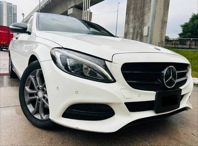 Mercedes Benz C180 180 AMG LINE in Old Klang Road, KUL