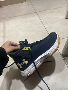 Under Armour Jet Mid Sneaker