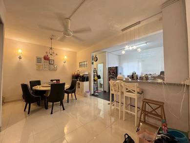 2-storey Terraced House For Sale in Seri Kembangan,SGR
