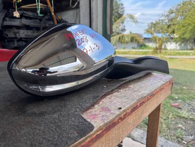 No 17-1-3 Peugeot 208 NFL 2018 RH Side Mirror