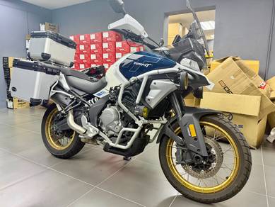 CFMOTO 700MT