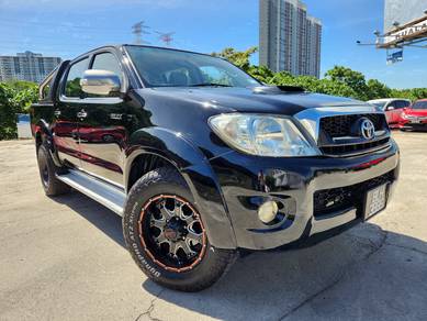Toyota Hilux G in Salak Selatan, KUL