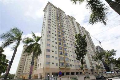 Condominium For Sale in Endah Regal