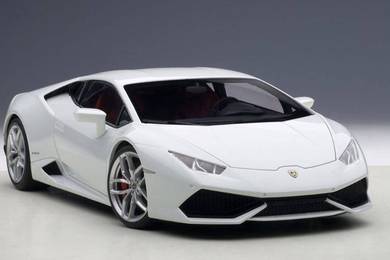 1:18 AUTOart LAMBORGHINI HURACAN LP610-4 (WHITE)