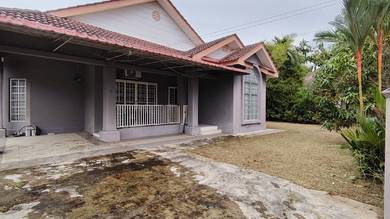 Bungalow House For Sale in Sungai Pelek,SGR