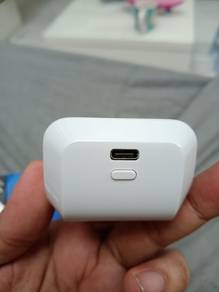 Ps5 wireless controller charger and dusk protector