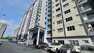 Apartment For Sale in D'Kristal