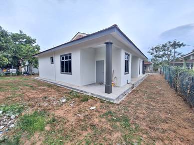 Bungalow House For Sale in Kluang,JHR