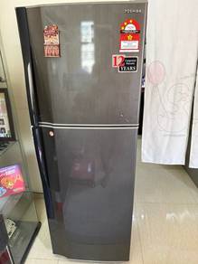 Toshiba Peti Sejuk