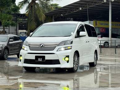 Toyota Vellfire Z GOLDEN EYES in Johor Bahru, JHR