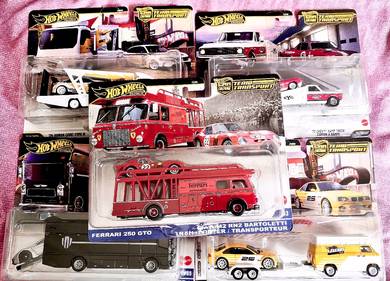 Hot Wheels Team Transport FERRARI Lot of 5