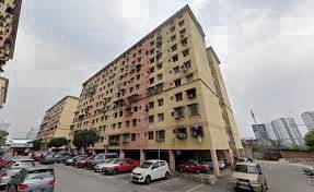 Flat For Sale in Pandan Perdana