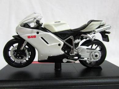 Maisto 1-18 Diecast (2008) Ducati 848 Sport Bike