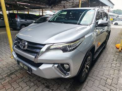 Toyota Fortuner SRZ 4X4 in Jalan Ipoh, KUL