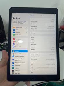 iPad 7th Gen (32GB/WiFi Version)