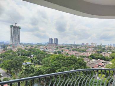 Condominium For Sale in Jasmine Towers