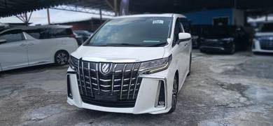 Toyota Alphard SC in Ampang Hilir, KUL
