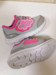 Skechers girl shoe