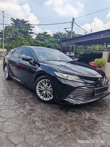 Toyota Camry HYBRID LUXURY in Shah Alam, SGR