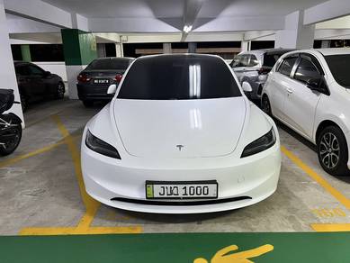 Tesla Model 3 LONG RANGE RWD (ENHANCED AUTOPILOT) in Sri Petaling, KUL
