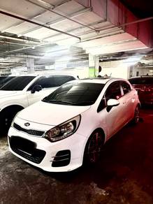 Kia Rio SX in Kuching, SWK