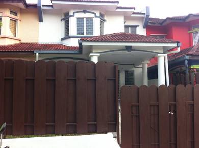 2-storey Terraced House For Sale in Seri Kembangan,SGR
