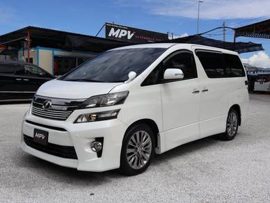 Toyota Vellfire Z GOLDEN EYES in Ipoh, PRK