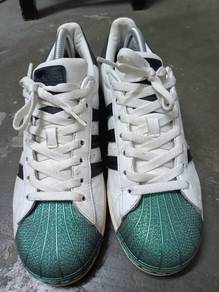 Adidas Superstar