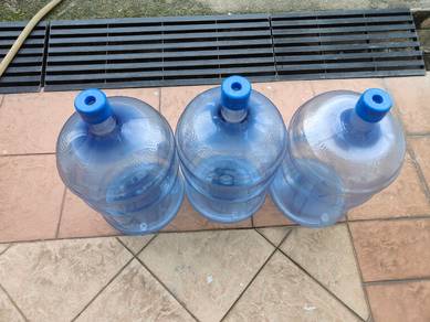 5 gallon bottle 19 liters