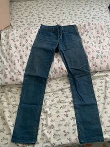 Uniqlo Jean Bundle item size 29