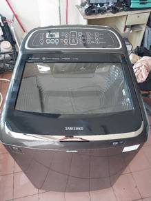 Mesin basuh/washing machine. 