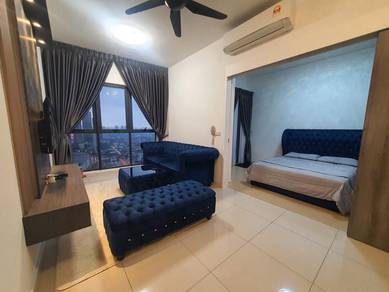 Condominium For Rent in Continew Condominium