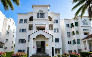 Apartment For Sale in Spanish Villa