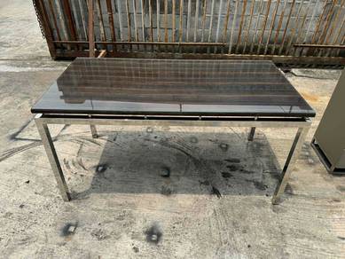 5x2.5ft Stainless Steel Frame Tempered Glass Dinin