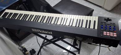 Roland A88 Mk-ii 88-keys Keyboard Midi Controller