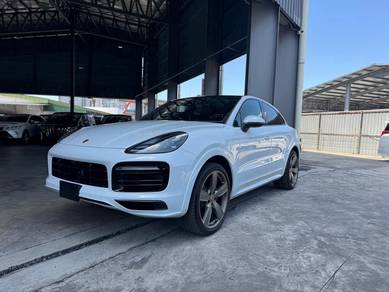 2023 Porsche Cayenne COUPE BASE