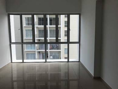 Condominium For Sale in Platinum III @ Teluk Kumbar Heights