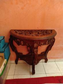 Meja jati halfmoon