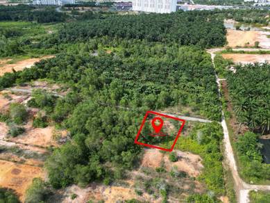 Residential Land in Dengkil, SGR