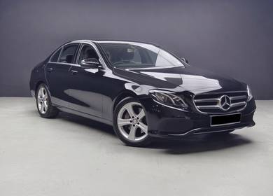 Mercedes Benz E200 200 AVANTGARDE (CBU) in Cheras, KUL