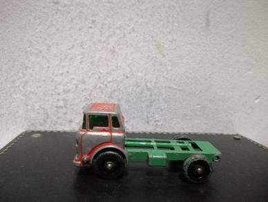 Vintage Lesney Matchbox GMC Tipper Truck