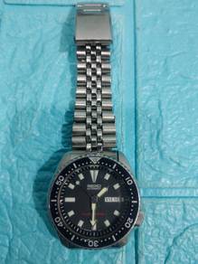Seiko SKX007 classic diver