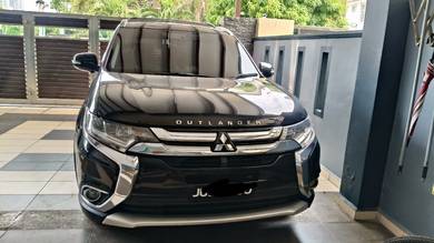 Mitsubishi Outlander 2,4 in Johor Bahru, JHR