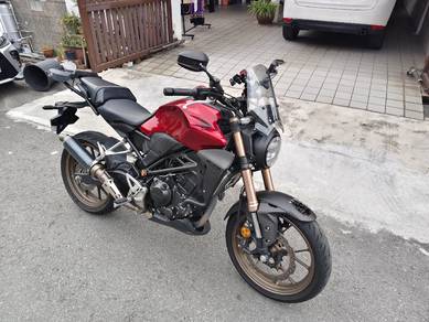 Honda CB250R