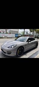 Porsche Panamera 4 in Puchong, SGR