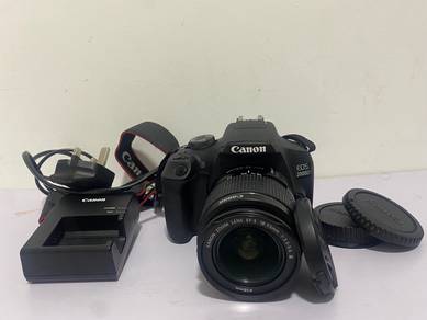Canon EOS 2000D Kit (18-55mm) + Lowepro Bag