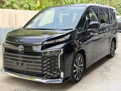 Toyota Voxy S-Z in Shah Alam, SGR